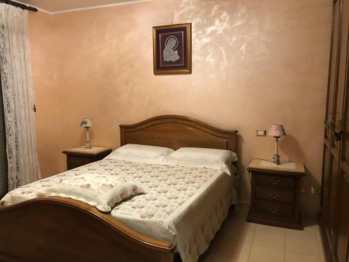 Torretta Villa LʼAquila Esterno foto
